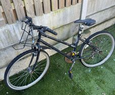 [Lot] 4x Cycles Bikes 1 Scooter