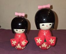 Pair of Japanese Kokeshi Dolls