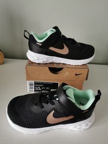 New Nike,uk9.5