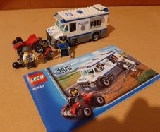 LEGO City 60043 Prisoner Transporter - used and discontinued set from 2014.