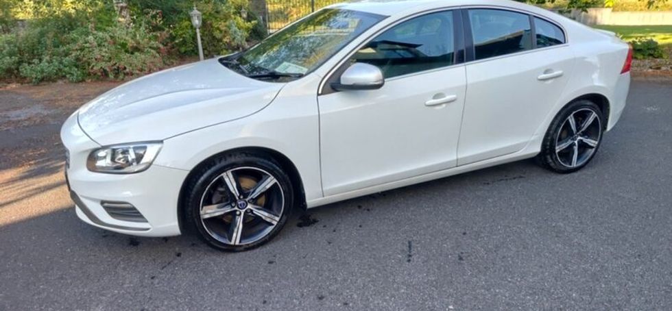 2017 Volvo S60 D2 R-Design SE | 2.0 Diesel