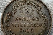Great Britain Gloucester Education Authority, 1913 Medallion for attendance, 25mm diameter