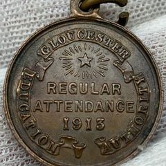 Great Britain Gloucester Education Authority, 1913 Medallion for attendance, 25mm diameter