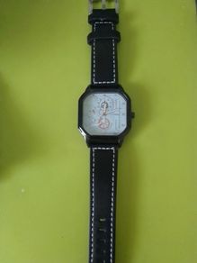 Analogue watch