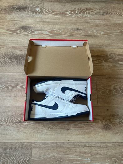 Big Nike Lows