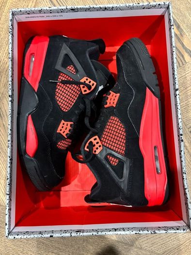 Nike Air Jordan 4 Retro
