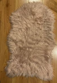 Beautiful faux fur rug