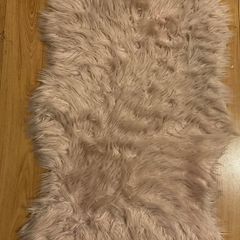 Beautiful faux fur rug