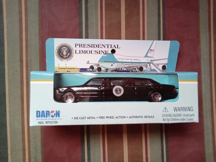 Presidential limousine NEW in box
