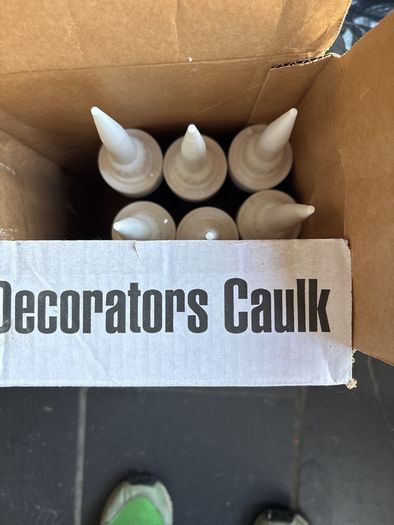 Polyfilla decorators caulk