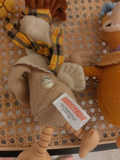 Original Chicken Run characters from 1999