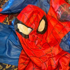 costume