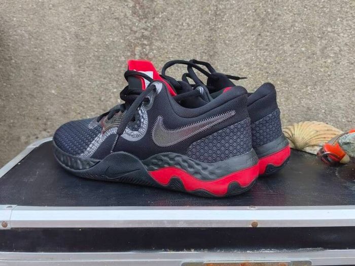 Nike Renew Elevate 2, Unisex-Adult Trainers