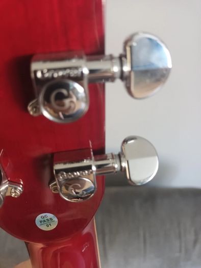tanglewood acoustic guitar