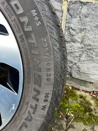 Land Range Rover Discovery 5 Aero 20" genuine wheels with tyres