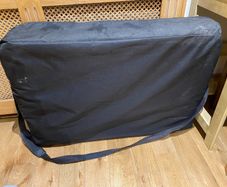 massage table
