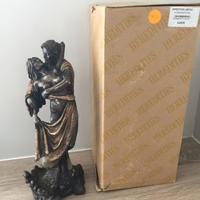 Genesis Fine Arts Statue - 'A Passionate Kiss'