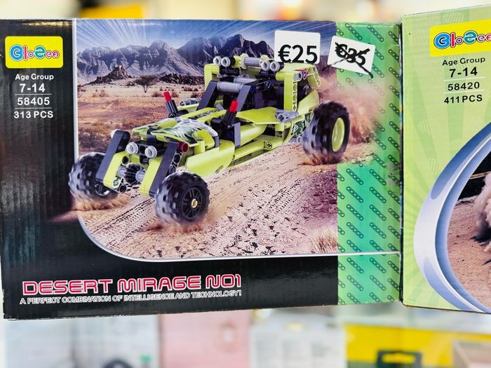 Desert mirage & RC tracked racer
