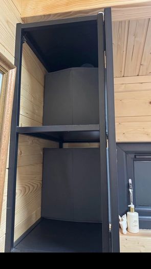 Bathroom cabinet