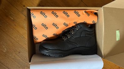 Work Boots Size 8