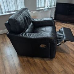 Recliner armchairs x2
