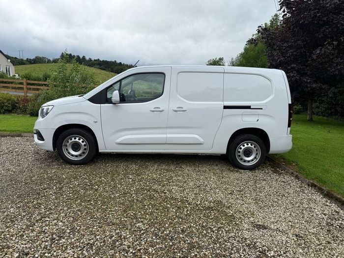 242 Opel Combo LWB no vat