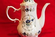 Beautiful Royal Tara "Blue Corn Flower" Teapot