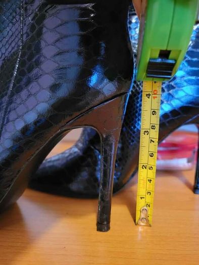 Guess Women's high heel boots ORIGINAL. Size: EUR 36,5 ; US 6 ; UK 4