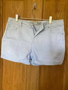 Women's Denim & Co. Light Blue Denim Shorts