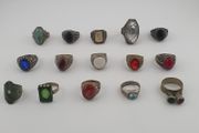 15 Old Fashioned Brass Rings Rustic Decorative Jewellery Lot