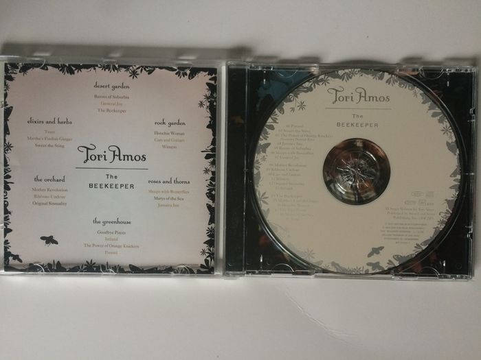 Tori Amos [2005] The Beekeeper (CD Album)