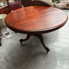 antiques