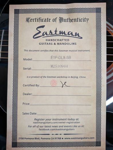 Eastman E1P-DLX-SB Deluxe Parlor Guitar