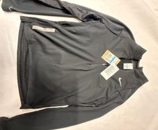 2 Nike Long Sleeve 1/4 Zip Gym Tops