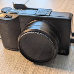 Ricoh GR IV plus extras