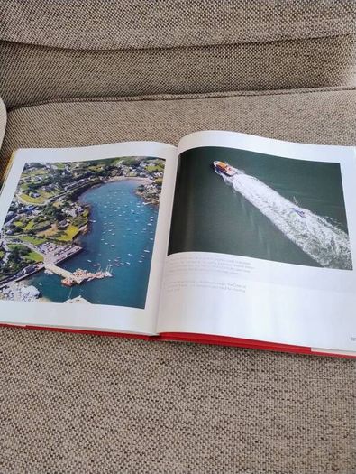 Cork the View from Above by Dennis Horgan 2014 hardback with dustcover in very good condition 250 pages with hundreds of photos FREE STANDARD POSTAGE INCLUDED