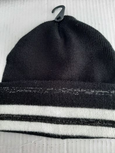 New beanie hat