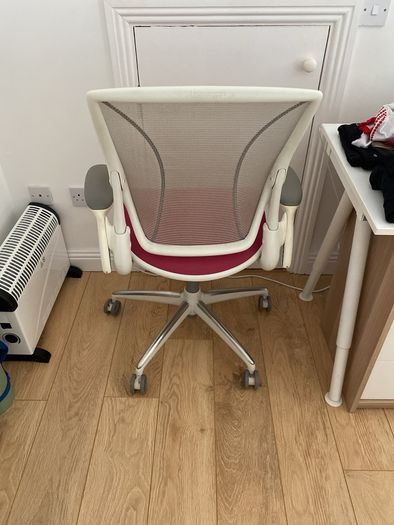 desk chair