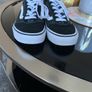 Vans authentic size 4 Image 4