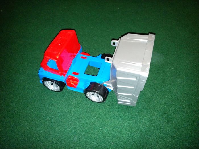 Toy truck - big dump truck - dumper lorry - toddler car - sand pit truck - sand box sandpit - beach toys