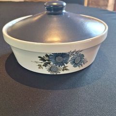 Royal Tudor Ware lidded casserole dish