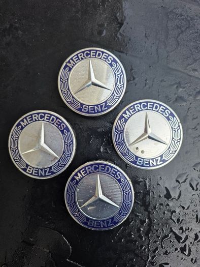 Mercedes centre wheel caps