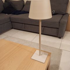 Desk lamp