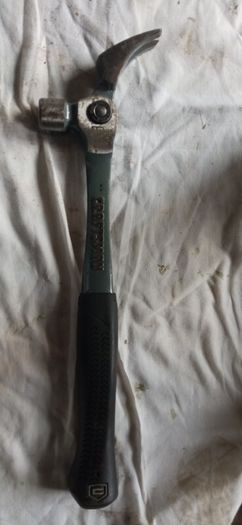 18oz Swivel Head Hammer