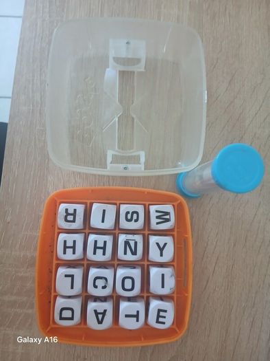 Boggle Classic Word Puzzle