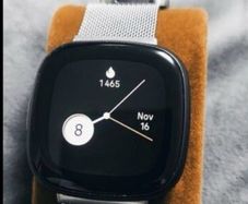 Fitbit versa 4