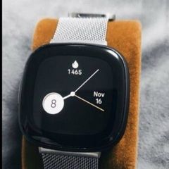 Fitbit versa 4