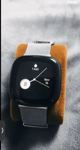 Fitbit versa 4
