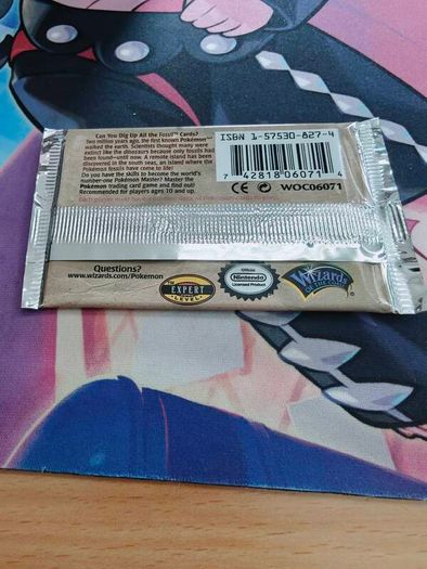 Fossil booster pack 20.99 grams super minty Looking for trades or cash