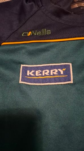 Kerry GAA O'Neills Gaelic Football Jersey (Youths 10-11 Years) FREE POST
